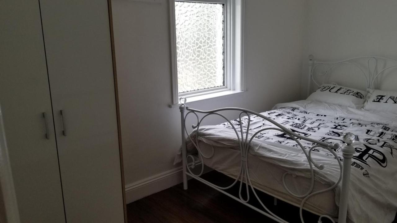 4 Bedroom House 10 Mins Walk To The Beach And Less Than A Mile From Bournemouth Main Station Zewnętrze zdjęcie