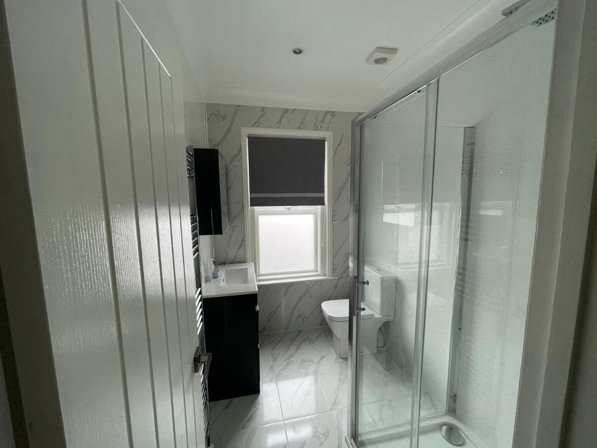 4 Bedroom House 10 Mins Walk To The Beach And Less Than A Mile From Bournemouth Main Station Zewnętrze zdjęcie