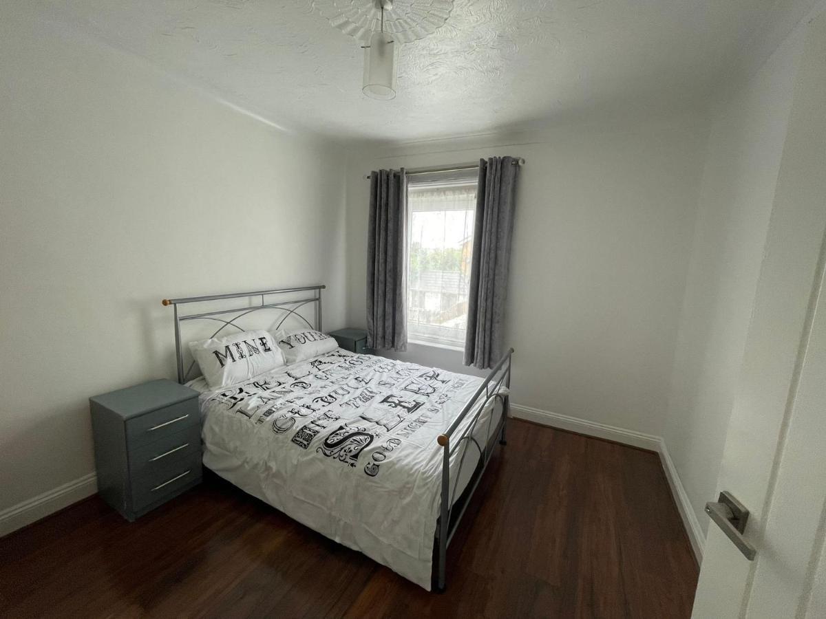 4 Bedroom House 10 Mins Walk To The Beach And Less Than A Mile From Bournemouth Main Station Zewnętrze zdjęcie
