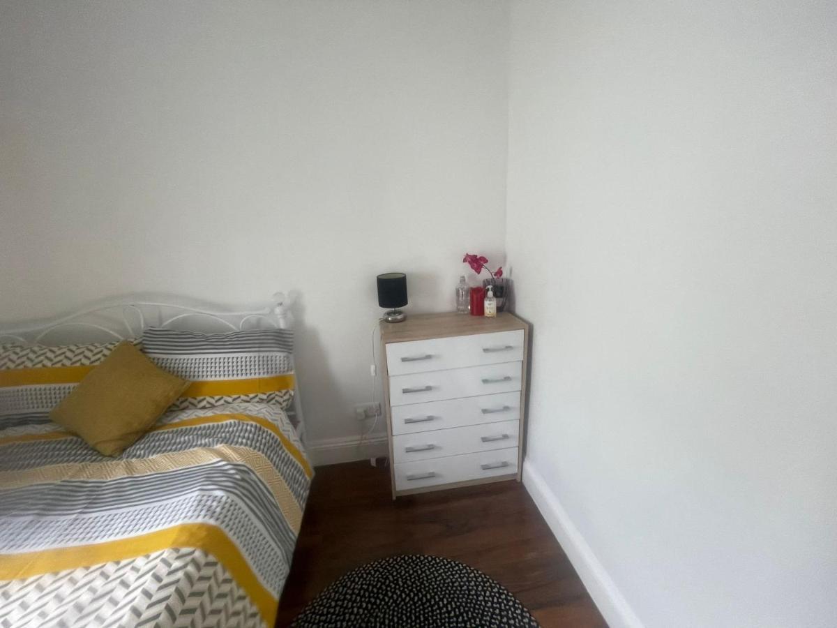 4 Bedroom House 10 Mins Walk To The Beach And Less Than A Mile From Bournemouth Main Station Zewnętrze zdjęcie